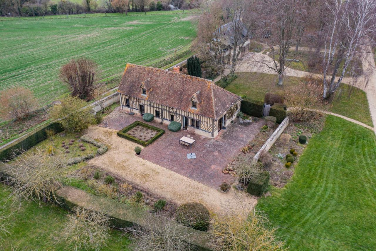 Maison "Jardin Gaillard" Bieville-en-Auge エクステリア 写真