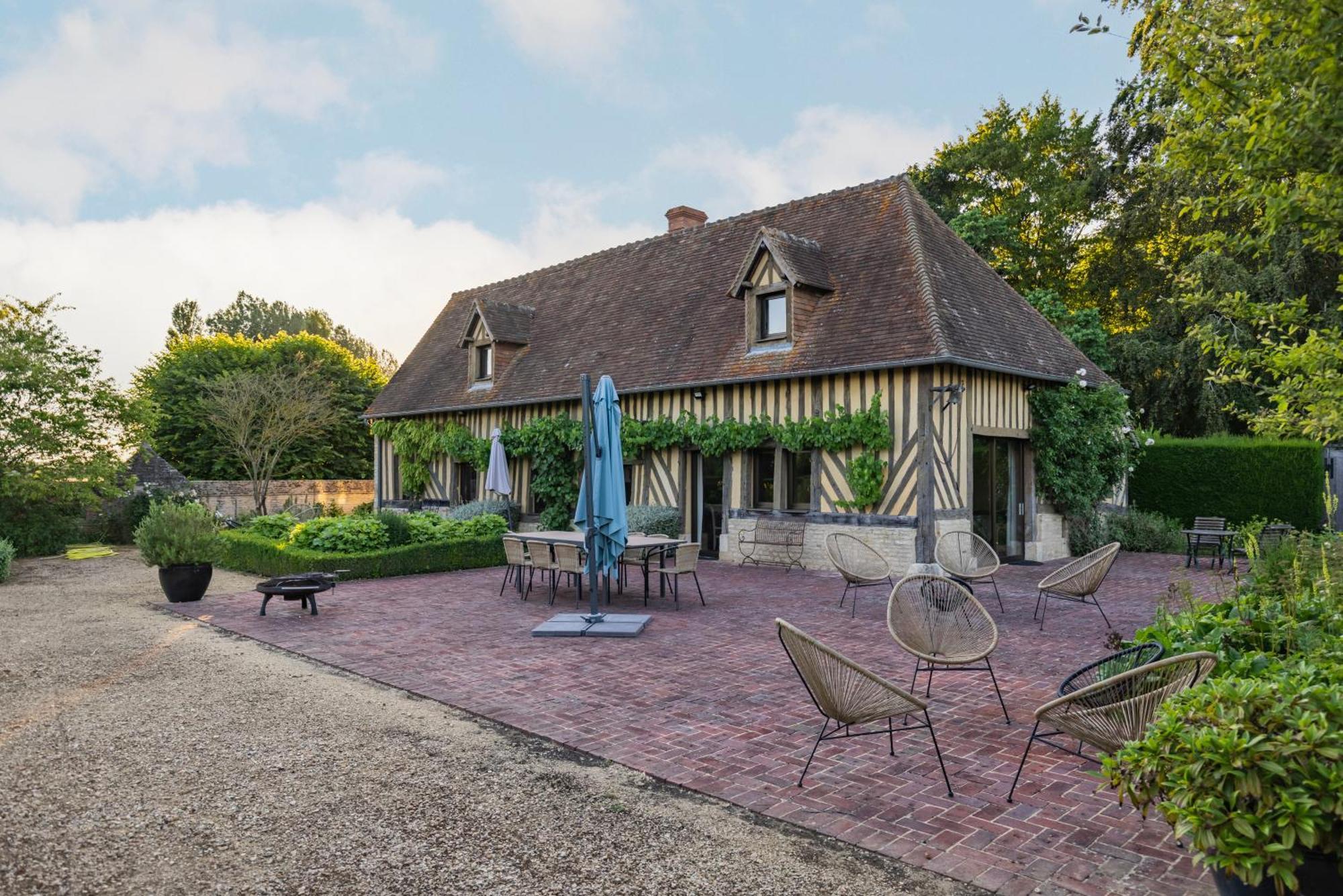 Maison "Jardin Gaillard" Bieville-en-Auge エクステリア 写真